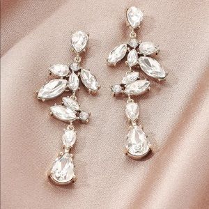 Emiko Olive + Piper Earrings - Gold